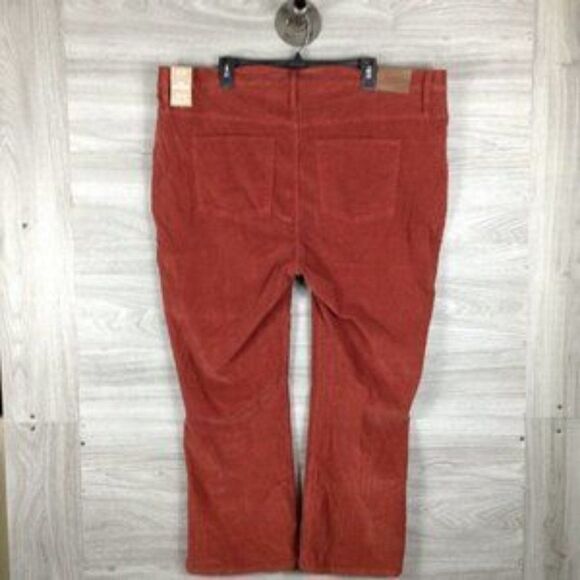 Madewell Cali Corduroy Demi Boot Cut Jeans size 37 - Picture 3 of 7